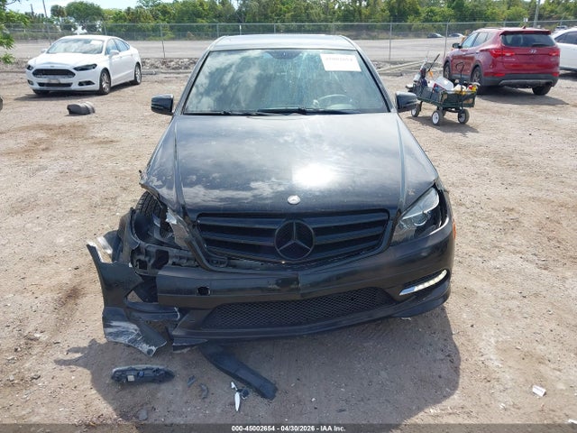 Mercedes-Benz C-Class Sport 4matic
