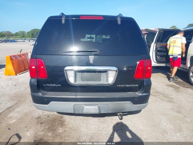 Lincoln Navigator