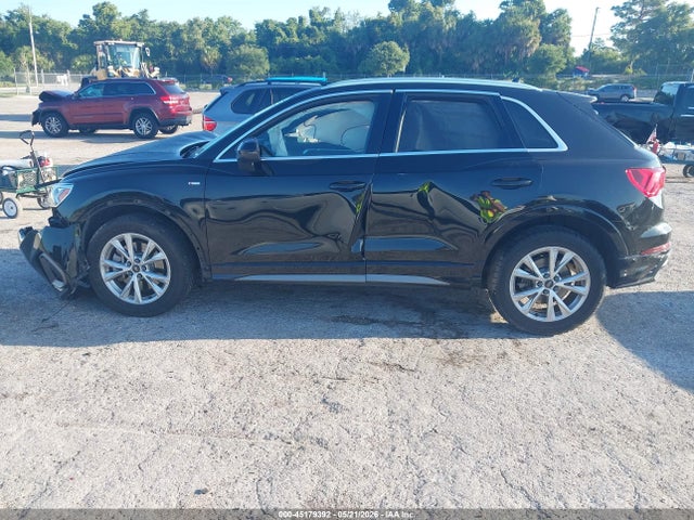 Audi Q3 Premium 45 Tfsi S Line Quattro Tiptronic