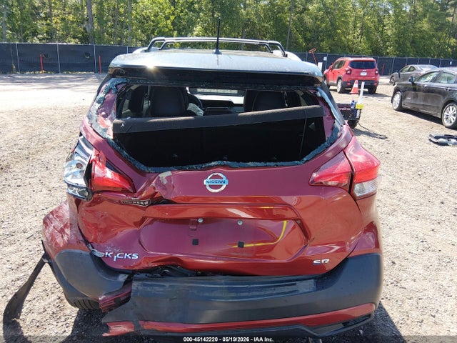 Nissan Kicks Sr
