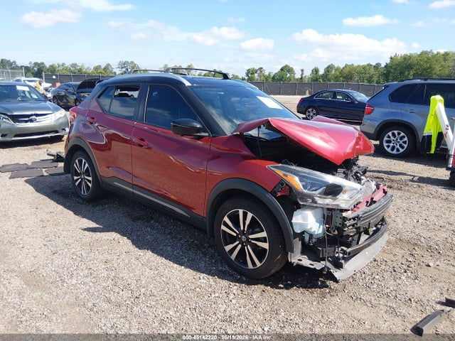 Salvage Nissan Kicks Image