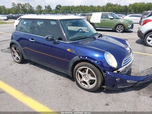 Salvage MINI Cooper Image