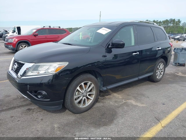 Nissan Pathfinder Sv