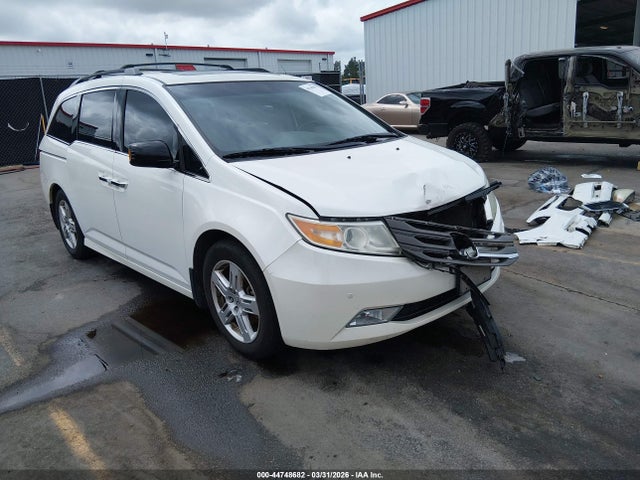 Salvage Honda Odyssey Image