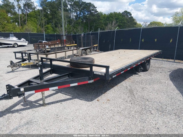 Carry-on Flatbed