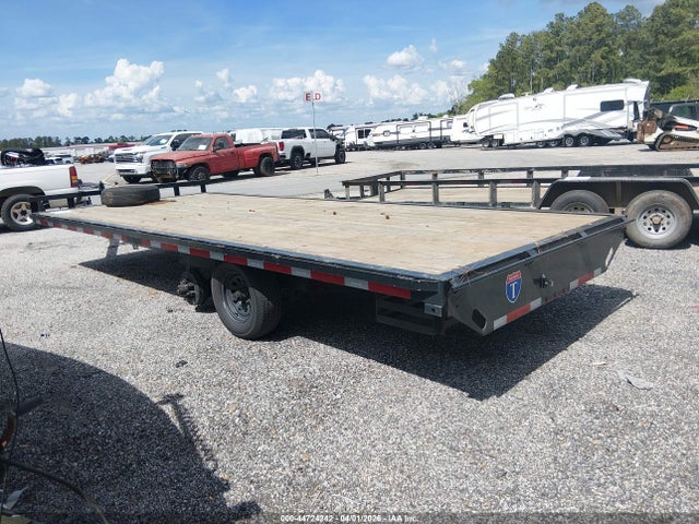 Carry-on Flatbed