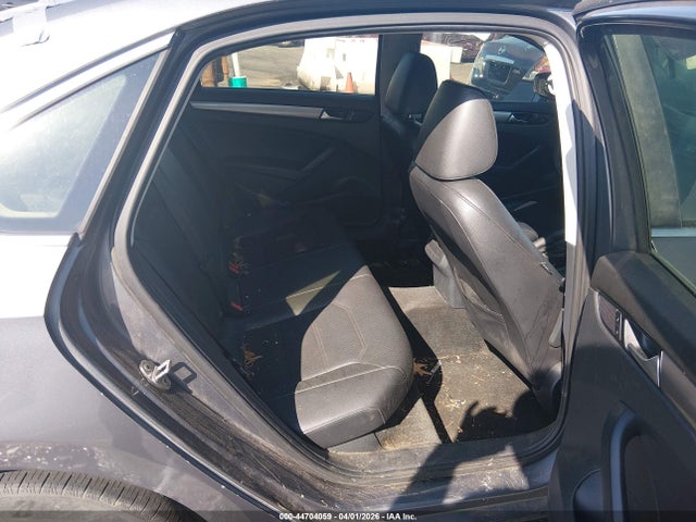 Volkswagen Passat 1.8t Limited Edition