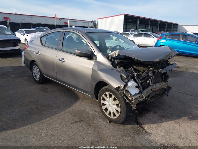 Salvage Nissan Versa Image