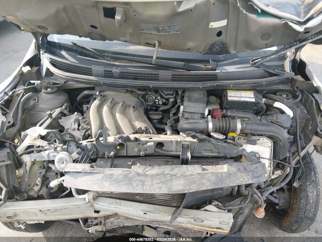 Nissan Versa 1.6 Sv