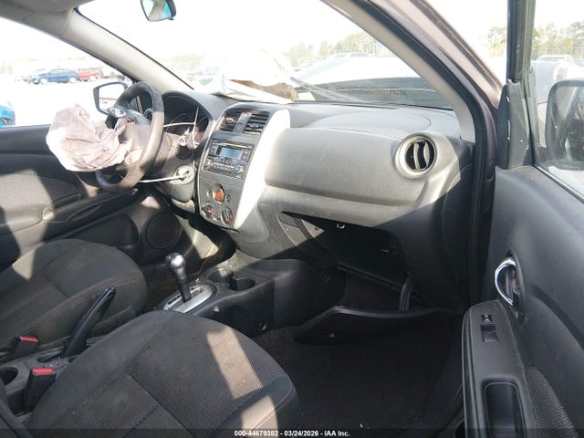 Nissan Versa 1.6 Sv
