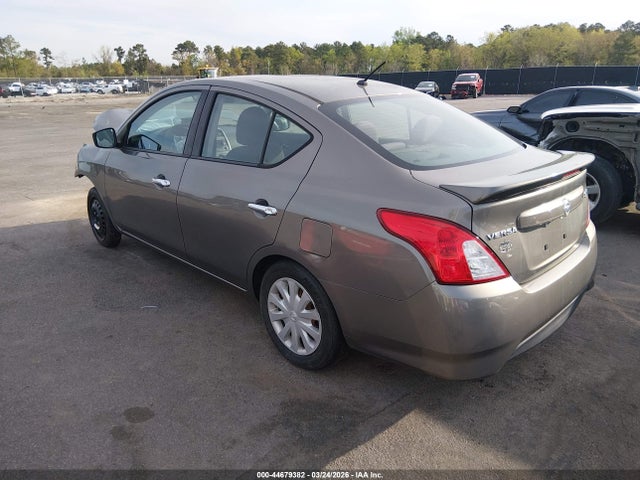 Nissan Versa 1.6 Sv