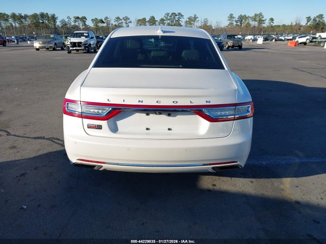 Lincoln Continental Premiere