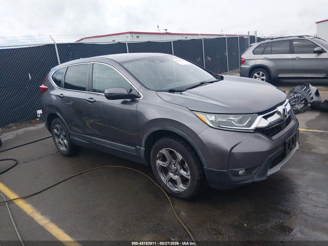 Salvage Honda CR-V Image