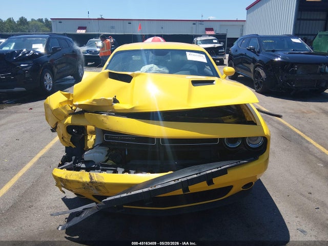Dodge Challenger Sxt