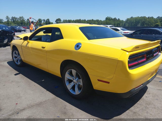 Dodge Challenger Sxt