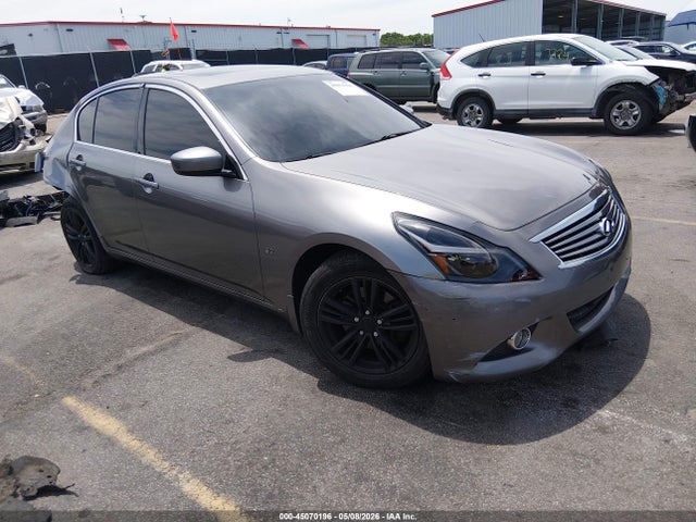 Salvage INFINITI G37x Image