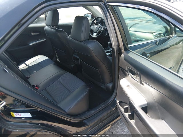 Toyota Camry Se