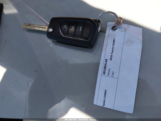 Toyota Camry Le