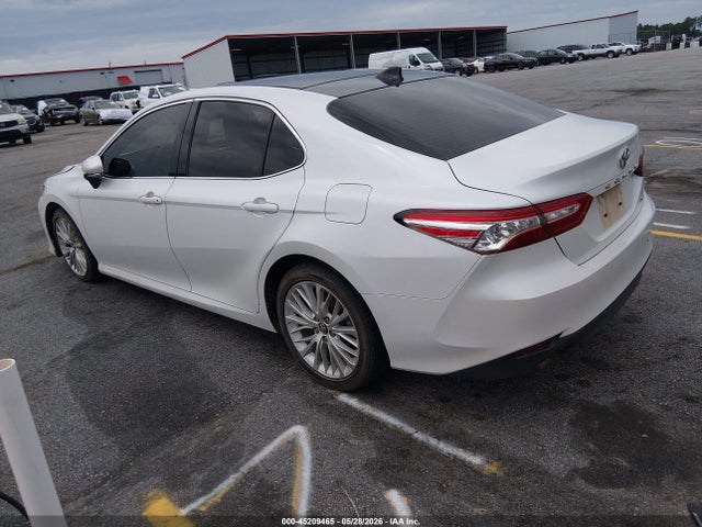 Toyota Camry Xle V6