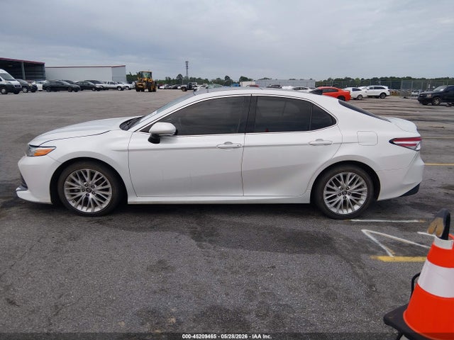Toyota Camry Xle V6