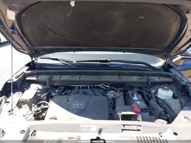 Toyota Highlander L