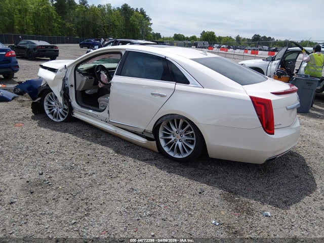 Cadillac XTS Platinum