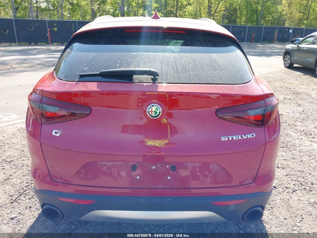 Alfa Romeo Stelvio Awd