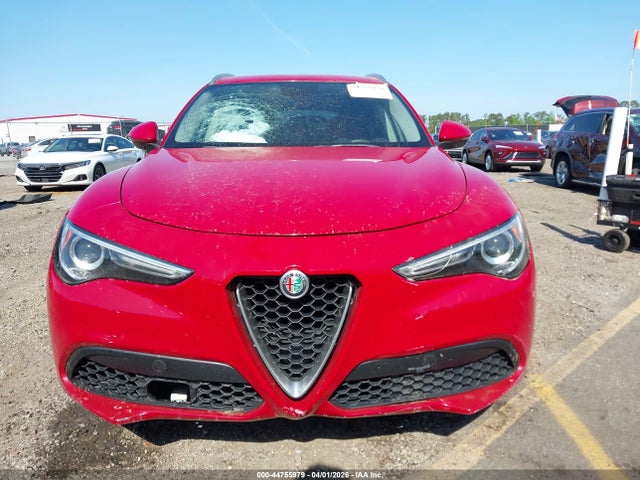 Alfa Romeo Stelvio Awd
