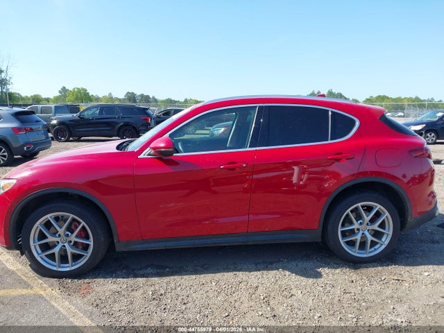 Alfa Romeo Stelvio Awd