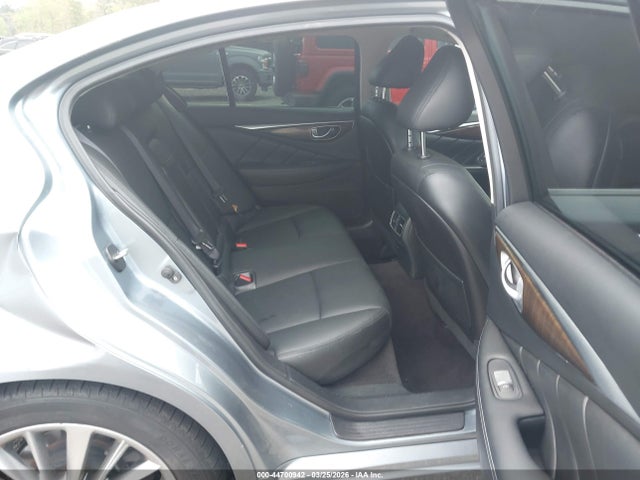 INFINITI Q50 3.0t Luxe