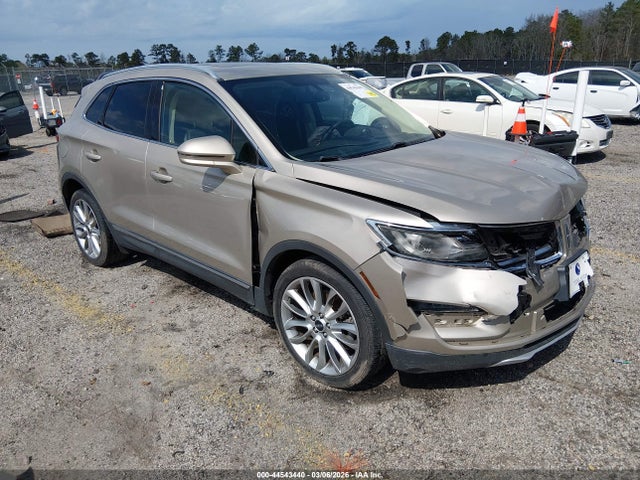 Salvage Lincoln MKC Image