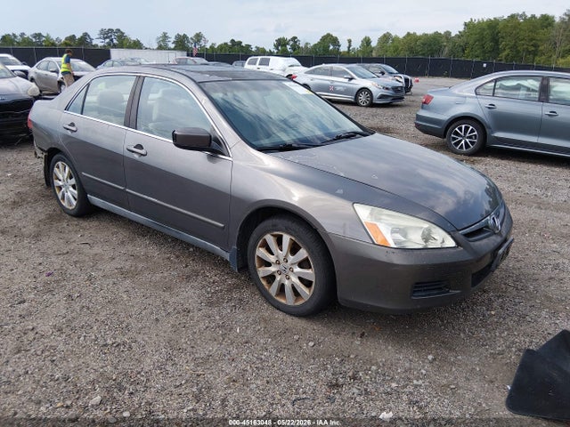 Salvage Honda Accord Image