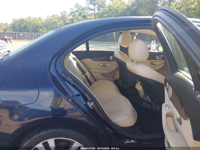 Mercedes-Benz C-Class 4matic