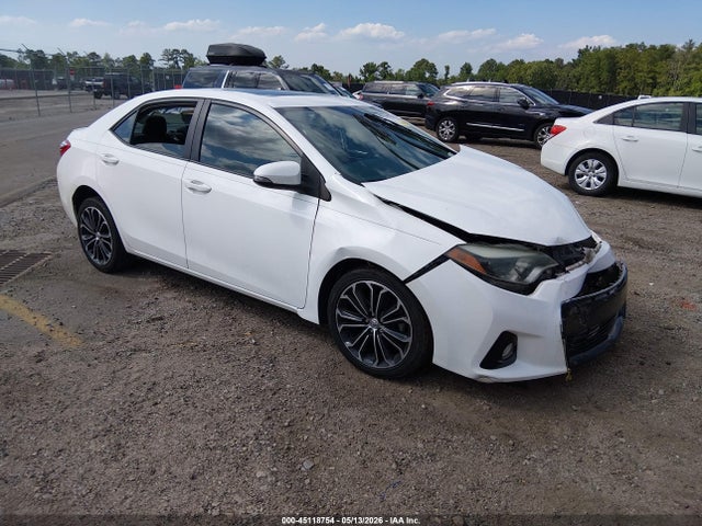 Salvage Toyota Corolla Image