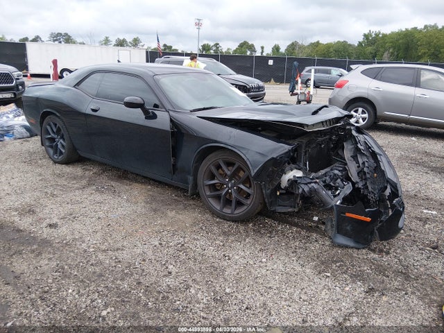 Salvage Dodge Challenger Image