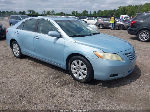 Salvage Toyota Camry Image