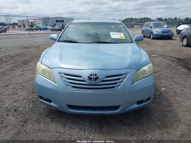 Toyota Camry Xle V6
