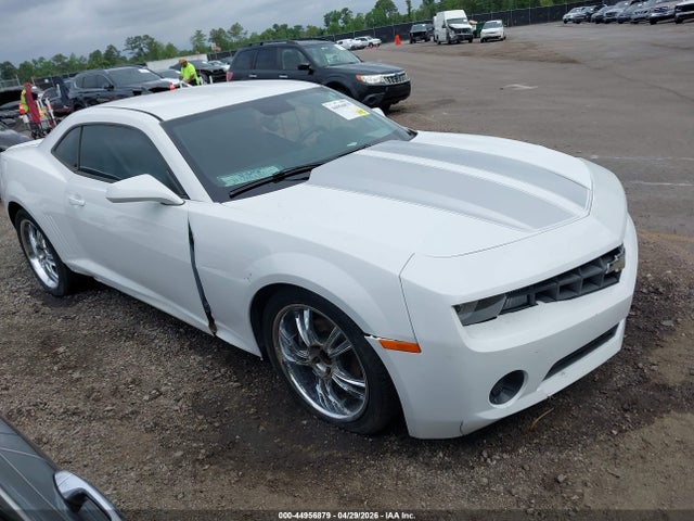 Salvage Chevrolet Camaro Image