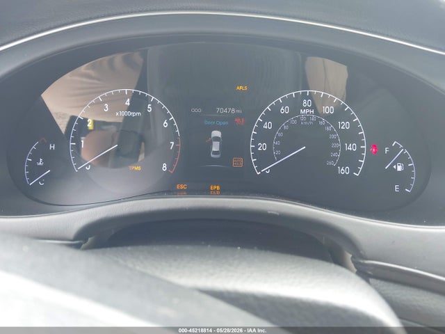Hyundai Genesis 3.8
