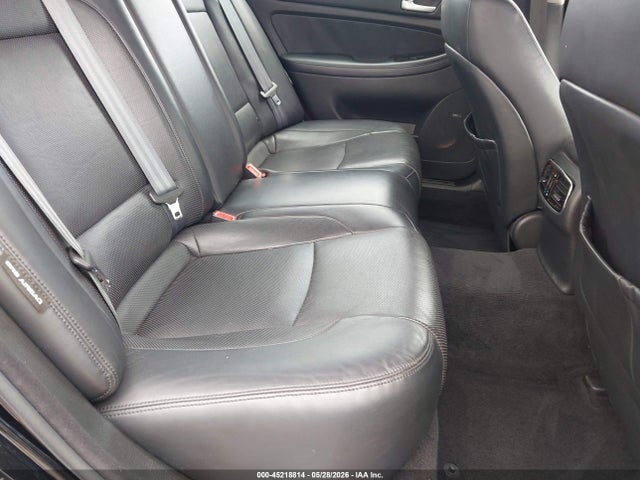 Hyundai Genesis 3.8