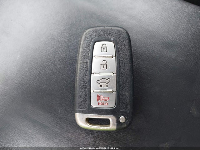 Hyundai Genesis 3.8