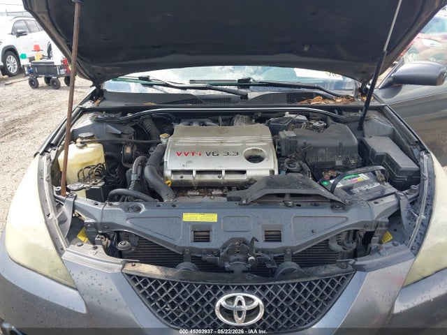 Toyota Camry Sport V6