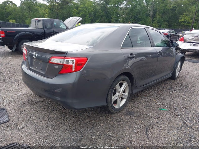 Toyota Camry Se