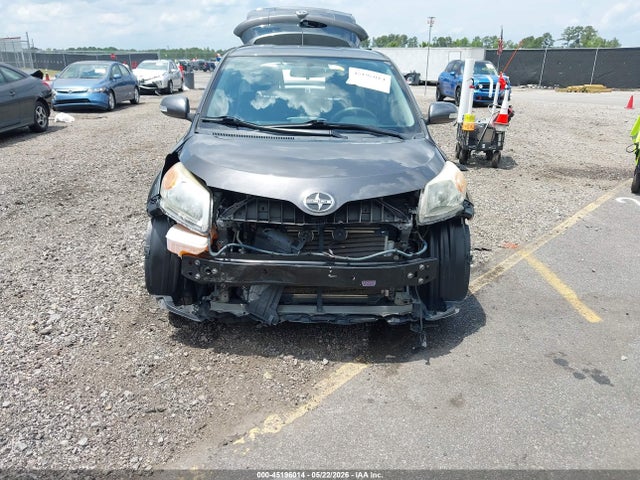 Scion xD
