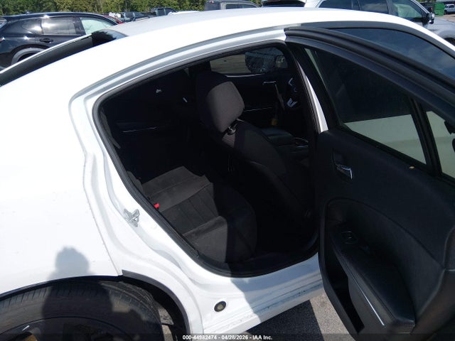 Dodge Charger Se