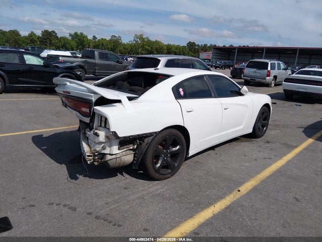 Dodge Charger Se