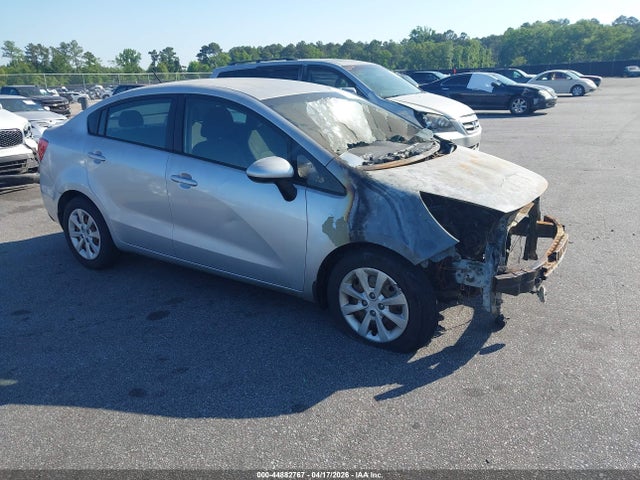 Salvage Kia Rio Image
