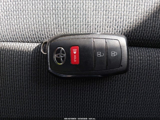 Toyota Prius Le