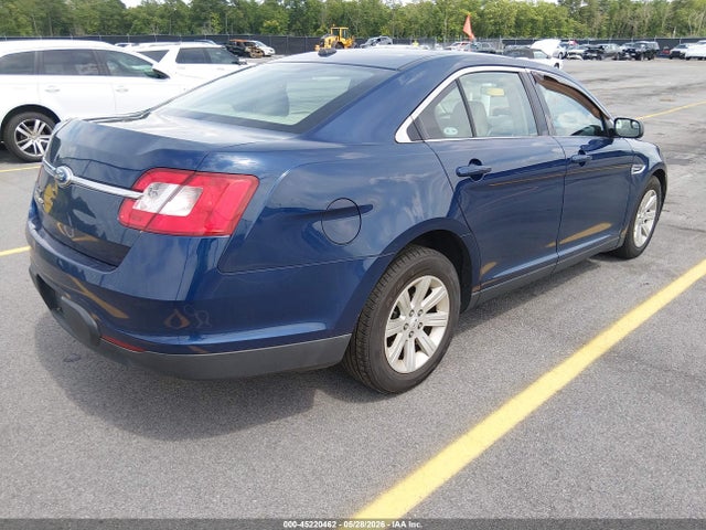 Ford Taurus Se