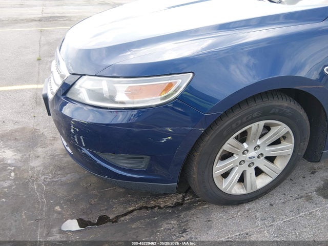Ford Taurus Se